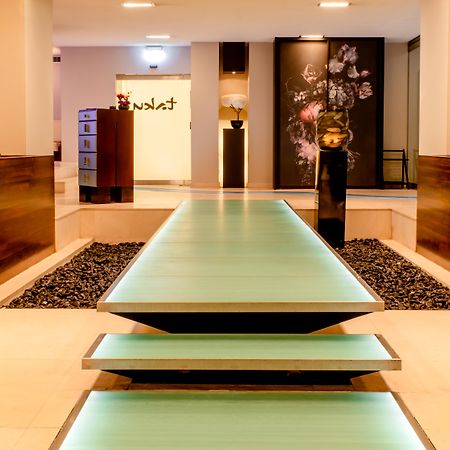Excelsior Hotel Ernst Am Dom Κολωνία Εξωτερικό φωτογραφία The lobby of the hotel