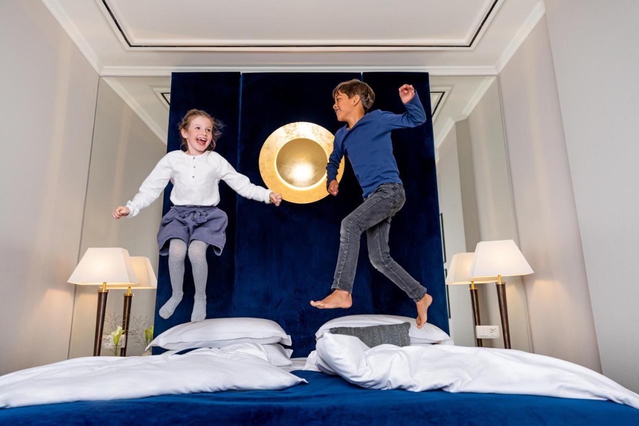 Excelsior Hotel Ernst Am Dom Κολωνία Εξωτερικό φωτογραφία Prince Alexander and Princess Ariane in 2015